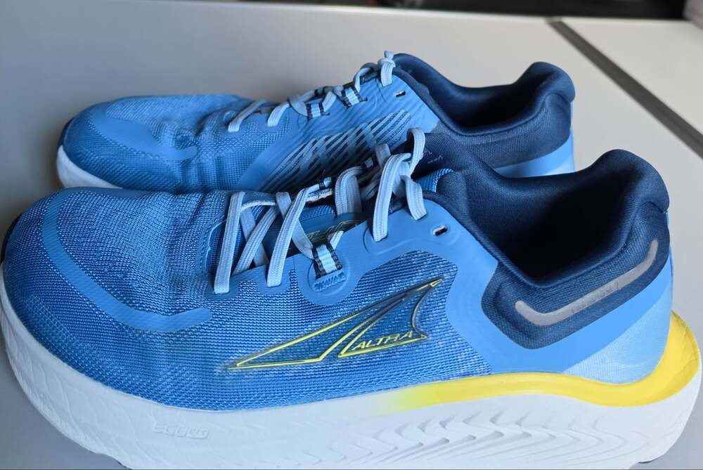 Altra Paradigm 7 Running Women's Blue Yellow Shoes Sz 8.5